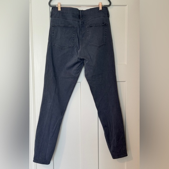 Gap high rise skinny size 33. Like new, blue/grey. Some stretch. - Picture 2 of 7